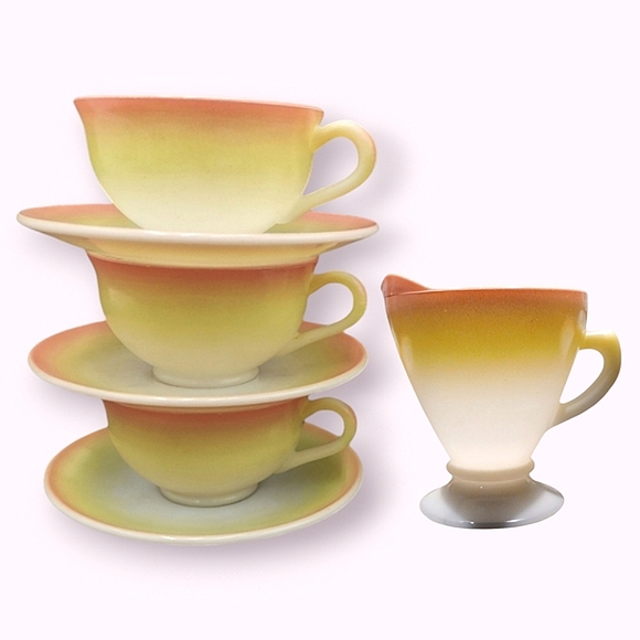 Hazel-Atlas Other - Vintage Hazel-Atlas Sunrise Creamer and 3 cups & saucers